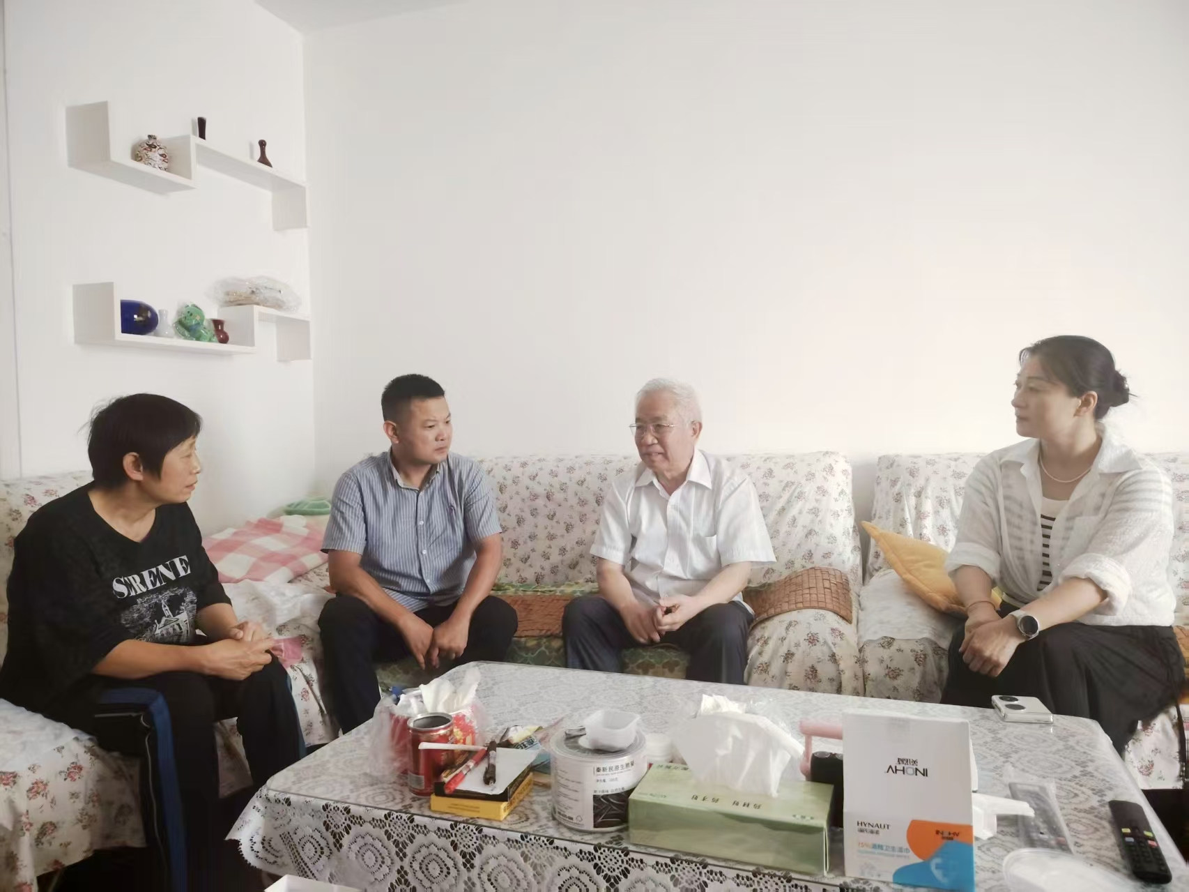 20260603（宣传-动态）平顶山市侨联到新华区开展端午走访慰问活动.jpg